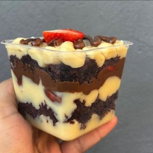 imagem do produto Bolo de pote Ninho,morango e Nutella 