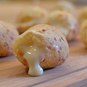 imagem do produto Pão de queijo recheado Requeijão 