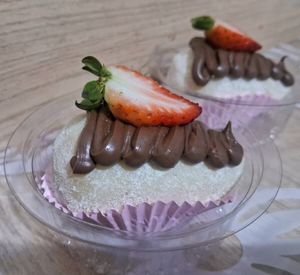 imagem do produto Coxinha de morango com creme de avelã