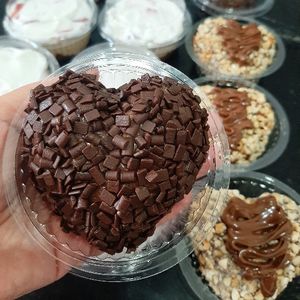 imagem do produto Coxinha de morango com brigadeiro belga.