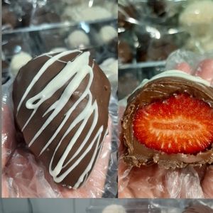 imagem do produto Bombonzão de brigadeiro com morango.