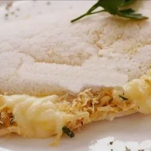 imagem do produto tapioca recheada com frango e requeijão 😋