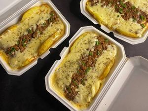 imagem do produto Batata Recheada C/(Molho Abolonhesa + Borda de Provolone)) G