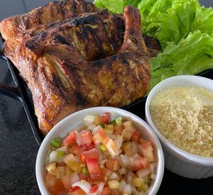 imagem do produto Frango Assado Coxa Sobre Coxa(Porção Família).
