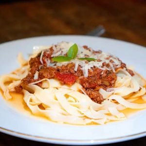 imagem do produto Fettuccine ao Molho Bolonhesa