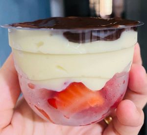 imagem do produto Bombom Morango no Pote