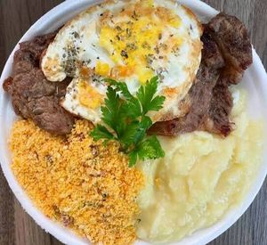 imagem do produto Bife a cavalo