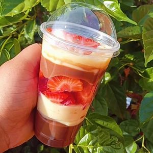 imagem do produto Copo 2 amores de morango 🍓 