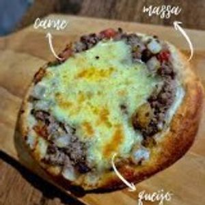 imagem do produto Esfiha de Carne & Queijo 