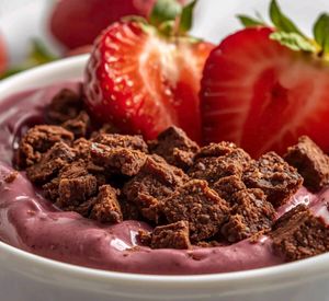 imagem do produto Creme de Açaí com Brownie e Morango 550ml