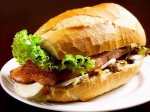 imagem do produto Roma calabresa, cebola, queijo e salada