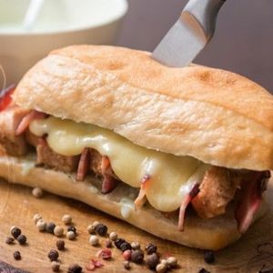 imagem do produto Sanduba de frango com queijo e bacon