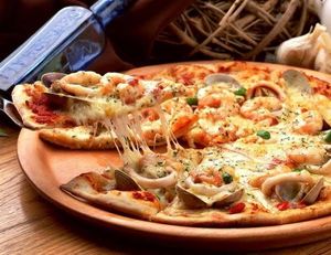 imagem do produto Pizza mista+borda+maionese caseira