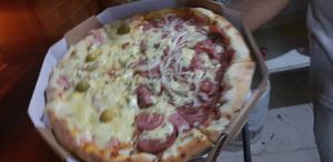 imagem do produto 1/2 marguerita 1/2 toscana+maionese caseira