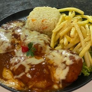 imagem do produto Parmegiana de CARNE  Com Arroz e Batata Frita ( 1 pessoa)