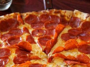 imagem do produto Pizza massa de fermentação natural Peperoni 8 fatias