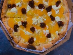 imagem do produto Pizza Carmem Miranda | 35 cm | 8 Fatias