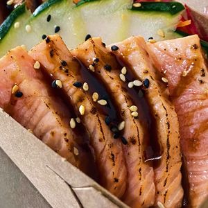 imagem do produto Sashimi de Salmão Braseado 8