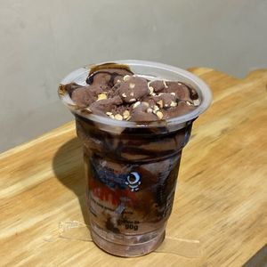 imagem do produto Sorv. Sundae chocolate doce mania 
