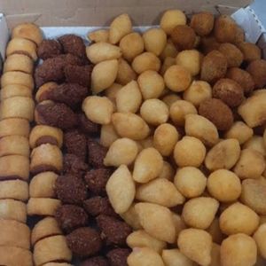 imagem do produto Cento de salgados sortidos 