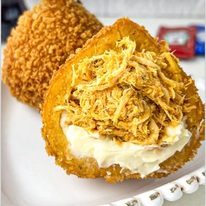 imagem do produto Coxinha de frango c/ catupiry 