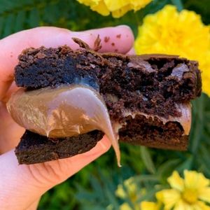 imagem do produto Brownie Recheado Sabor Chocolate 50%