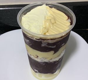 imagem do produto Açaí Trufado com Creme de Leitinho e Leite em Pó