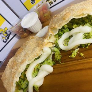 imagem do produto Pastel De Brócolis C/ Requeijão 30cm