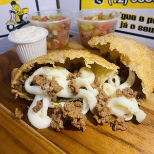 imagem do produto Pastel de carne c/ catupiry 30cm