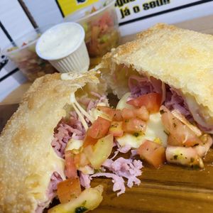 imagem do produto Pastel De Pizza 30cm