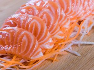 imagem do produto Sashimi Salmão 10 Fatias