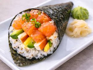 imagem do produto "Super" Temaki Salmão Califórnia 1 Unidade