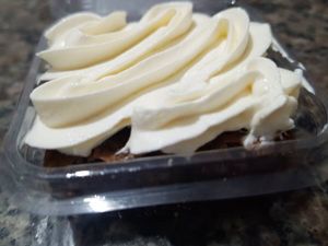 imagem do produto Brownie com cobertura de mousse de leite Ninho