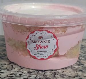 imagem do produto Bolo no pote mousse de morango 200 ml