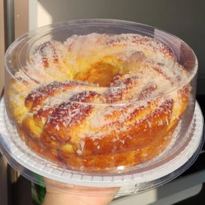 imagem do produto Rosca doce de coco e leite condensado 