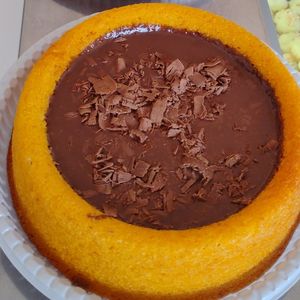 imagem do produto Bolo de cenoura com ganache de chocolate 