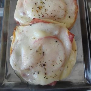 imagem do produto Mini pizza de presunto e queijo 