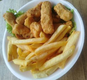 imagem do produto A queridinha dos cariocas, delicioso isca de filé de peixe empanado com batata