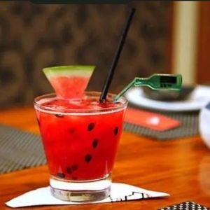 imagem do produto Caipirinha de melancia com cachaça ou vodka 