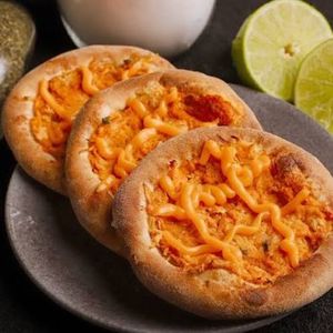 imagem do produto ESFIHA FRANGO COM CHEDDAR