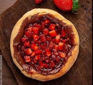 imagem do produto ESFIHA NUTELLA C/ MORANGO