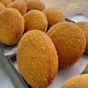 imagem do produto Bomba de frango com queijo 