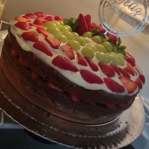 imagem do produto Bolo com frutas da estação 