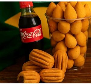 imagem do produto 25 unidades de Mini Salgados (8g) +  5 Unidades de mini churros (8g)+Refri (200m