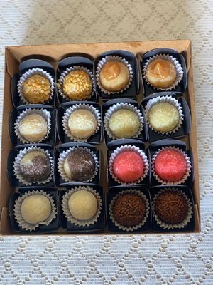 imagem do produto Cento de brigadeiros