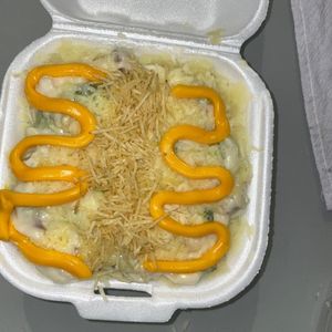 imagem do produto Batata recheada no pote Brócolis 