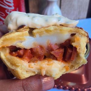 imagem do produto Empada Calabresa Com Requeijão 