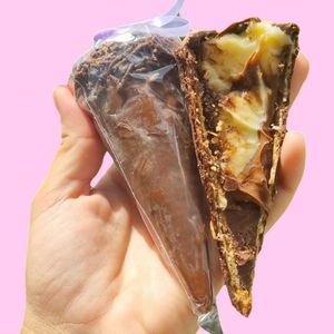 imagem do produto Cone trufado Ninho com Nutella 