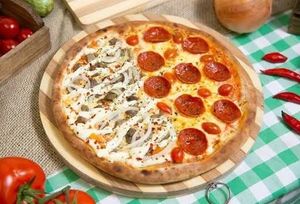 imagem do produto Pizza Grande - 2 Sabores!