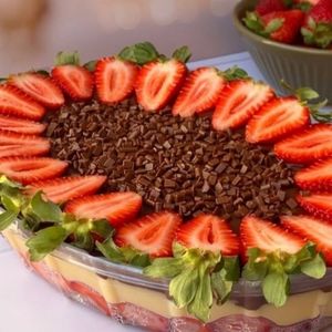 imagem do produto Travessa de surpresa de morango 